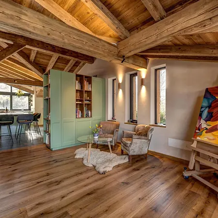 Papillon Chalet